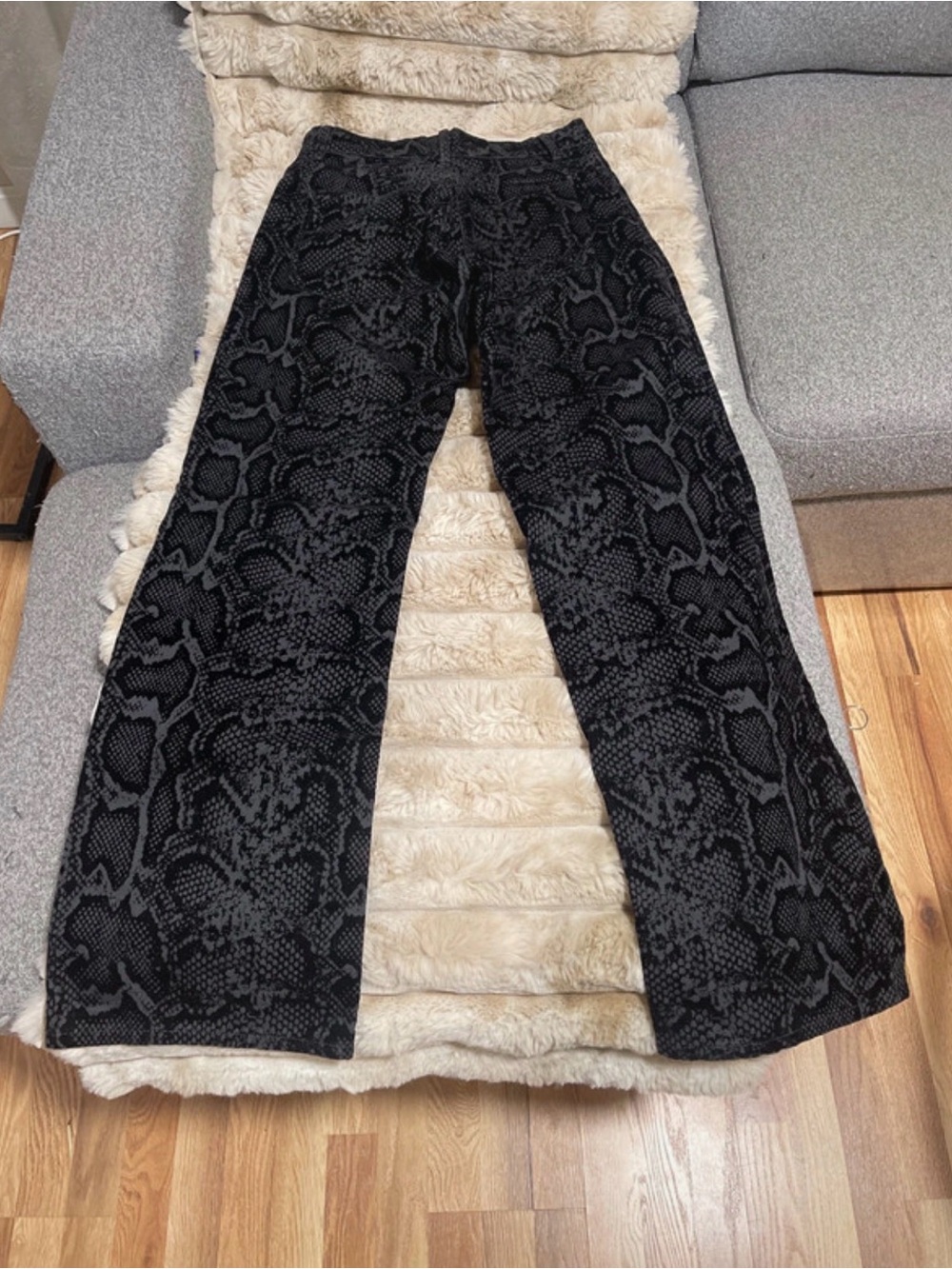 Zara Black Snake-Print Wide Leg Pants - Picture 2 of 3